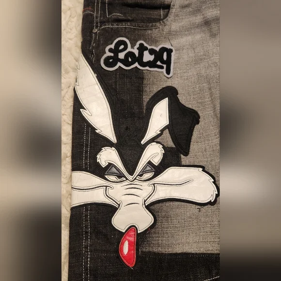 LOT 29 Wile E. Coyote Jeans. Black/Gray. Size 38. EUC - Picture 4 of 7